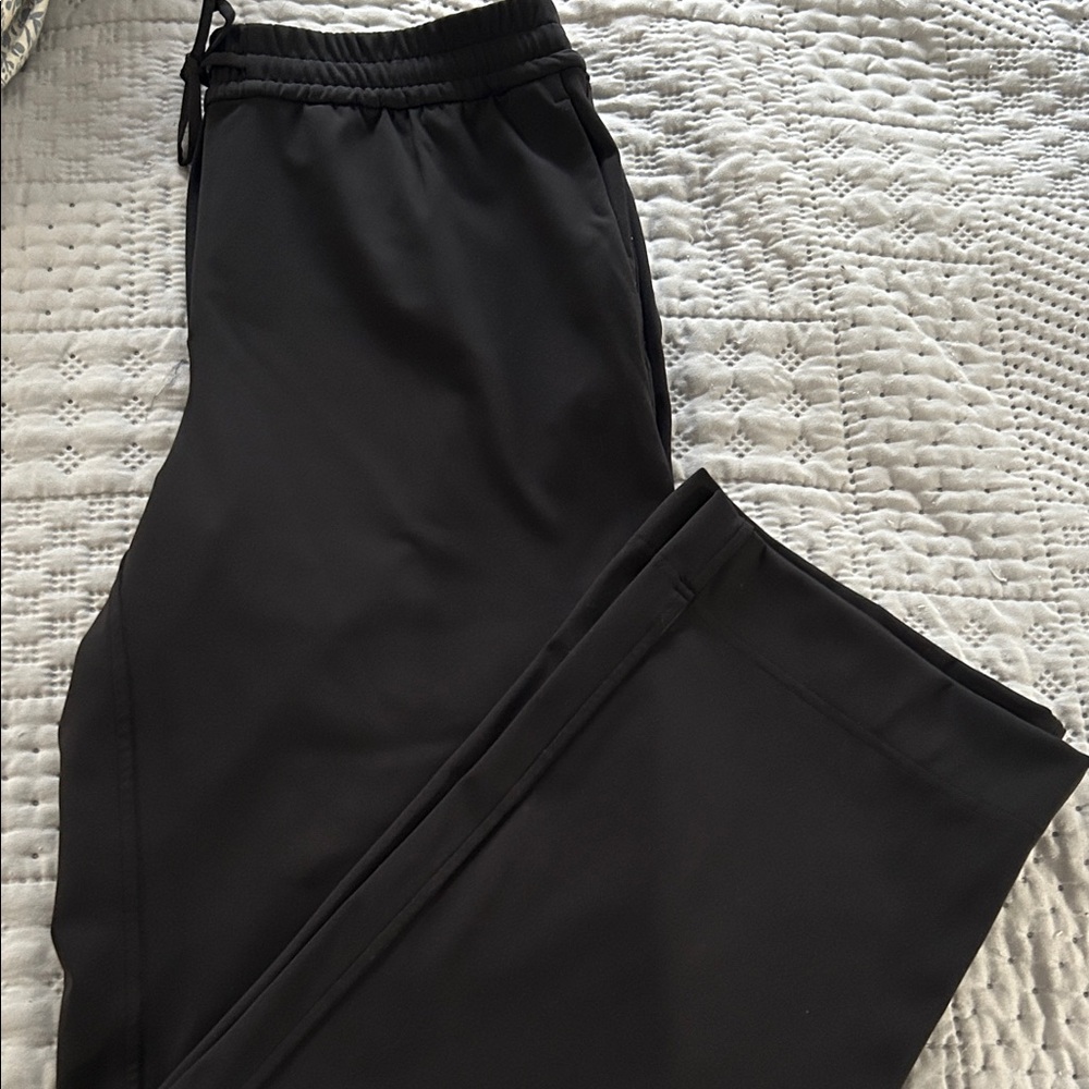 LULULEMON Luxtreme pants